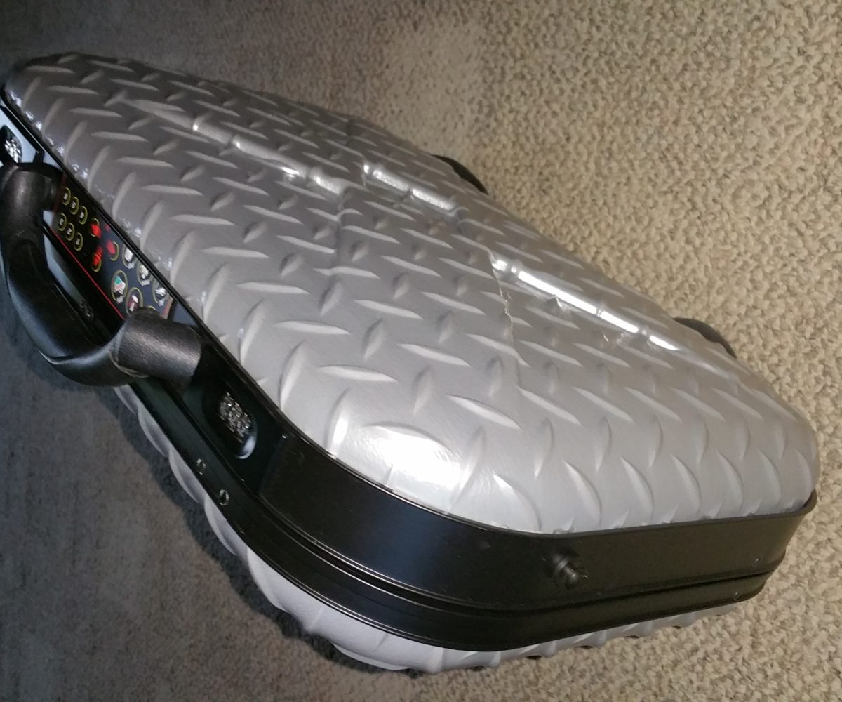 diamond-plated-case diamond-plated-case